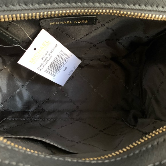 ***SOLD*** Michael Kors Selma Crossbody & Wallet - Picture 6 of 8